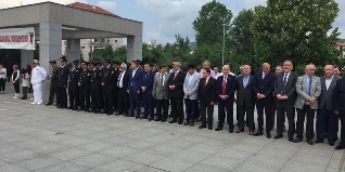 JANDARMA TEŞKİLATI 180 YAŞINDA.

Jandarma Teşkilatı'nın 180'inci kuruluş yıl dönümü etkinlikleri kapsamında, valilik önünde düzenlenen törenin ardından şehitlik ziyareti yapıldı.