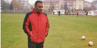 Bartınspor - Çilimli Belediyespor maçını tribünde izleyen Karadeniz Ereğli Belediyespor Kulübü Altyapı Sorumlusu Zafer Men, kalp krizi geçirerek hastaneye kaldırıldı.